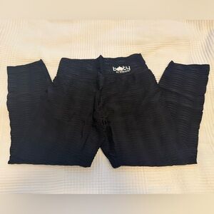 NWT Booty by Brabants cropped Bom Bom
Legging - black - OSFM